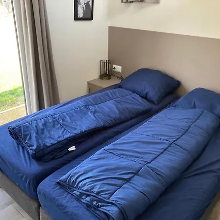 木屋 Modern Near Efteling, With Microwave